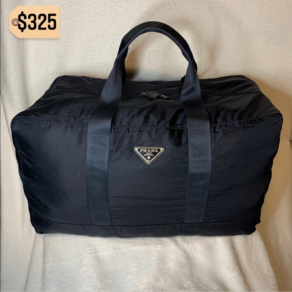 ✨✨✨✨SOLD✨✨✨✨Prada Nylon Navy Blue Duffle Bag - Picture 1 of 11